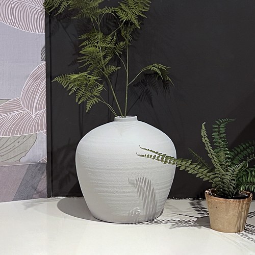 丹麥Lene Bjerre 質樸陶作窄口花器 L (灰、高38公分)