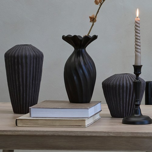 丹麥Lene Bjerre 復古刻紋花器 (深灰、高26.5公分)