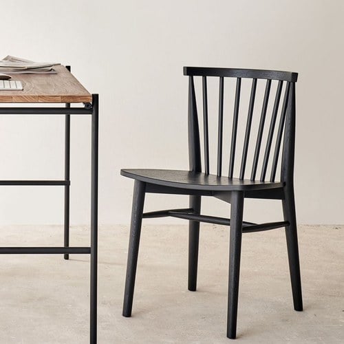 丹麥Tolv Requin 鏤空椅背單椅 (黑)