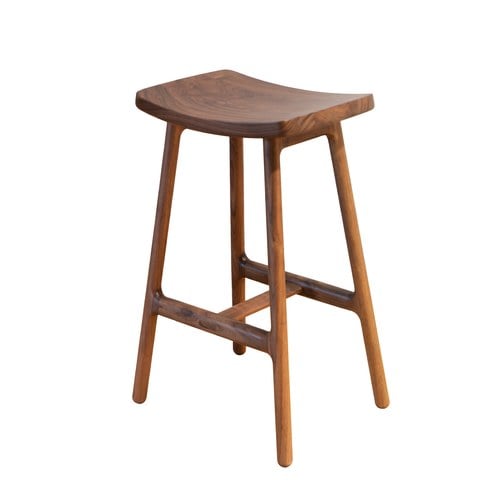 丹麥Tolv Odd 微波浪吧台椅 (胡桃木、高66.5公分)