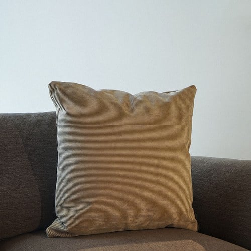 丹麥Tolv 沙發布面抱枕靠枕 (駝杏/60CM)
