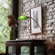 VULTURE 兀鷲|桌燈 (亮綠玻/流沙金)