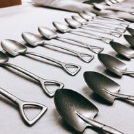 日本Aoyoshi 庭園農夫湯匙 (黑、18.5公分)