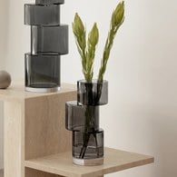 英國LSA 堆疊藝術花器 (煙灰、高26公分)-TD02