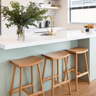 丹麥Tolv Odd 微波浪吧台椅 (橡木)