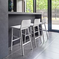 丹麥Tolv Tami 簡約L型高腳吧台椅 (白)