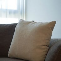 丹麥Tolv 沙發布面抱枕靠枕 (暖棕/50CM)