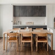 荷蘭Zuiver倒角設計餐桌 (梣木)