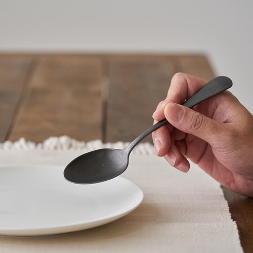 日本Aoyoshi 復古英倫湯匙 (黑、18.5公分)