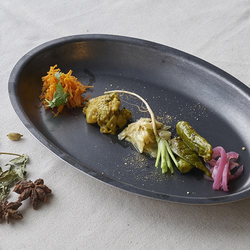 日本Aoyoshi 燭光之夜橢圓深盤 (黑、23.2公分)