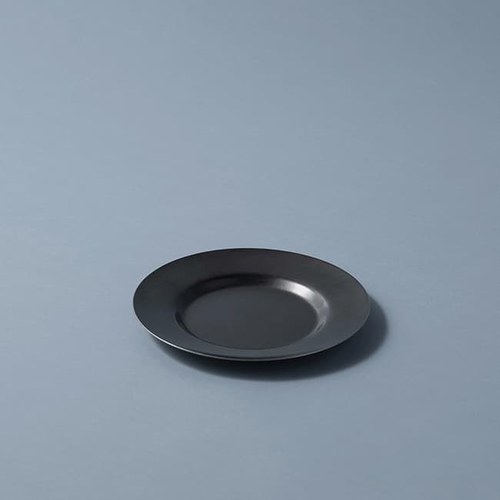 日本Aoyoshi 燭光之夜圓形深盤 (黑、16.5公分)