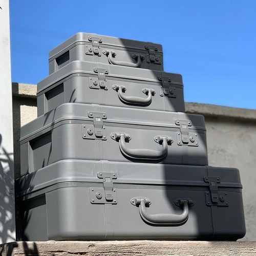 日本 八幡化成 復古行李收納箱 (M號、長 29.4 公分)