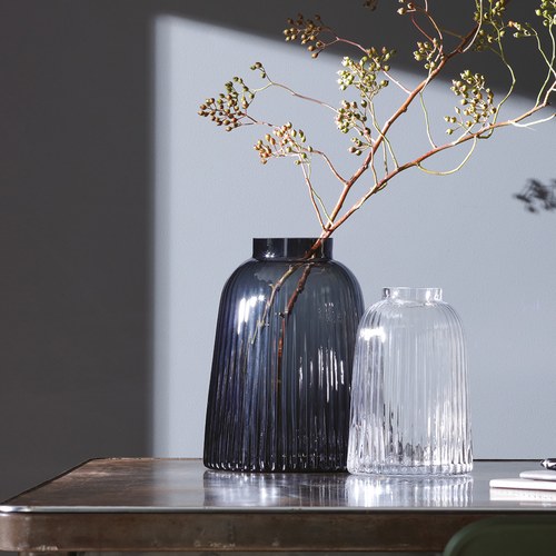 英國 LSA 小皺褶窄口花器(沉穩灰、高20公分)