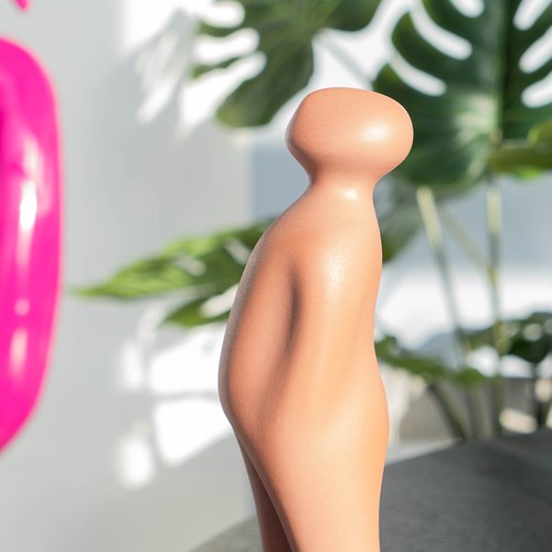 比利時Gardeco藝術擺飾 經典觀賞者 (紅木、高23公分)