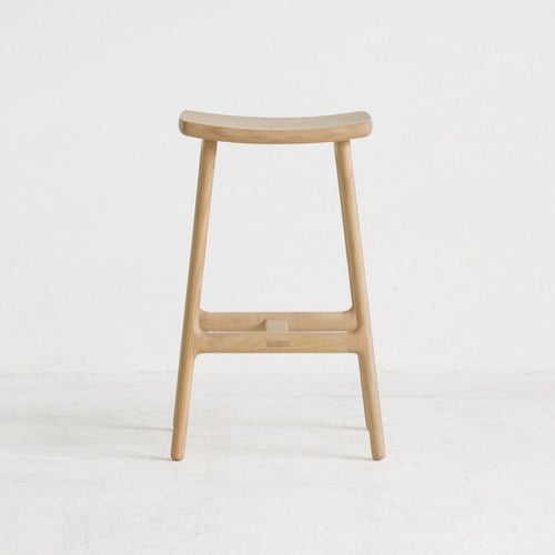丹麥Tolv Odd 微波浪吧台椅 (橡木)
