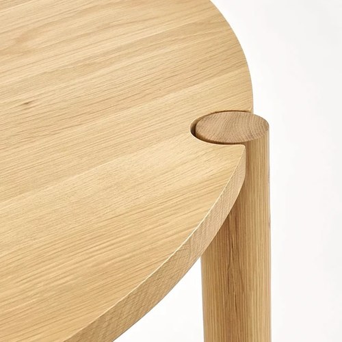 丹麥Tolv Cove圓形糖錠餐桌 (橡木、120公分)