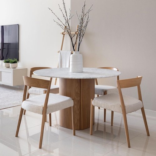 丹麥Tolv 塔拉大理石圓桌 (橡木、直徑125公分)