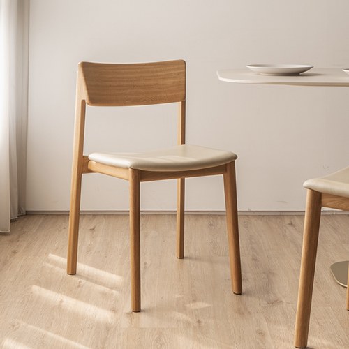 丹麥Tolv Poise典藏實木可堆疊單椅(橡木/米白皮革椅墊)