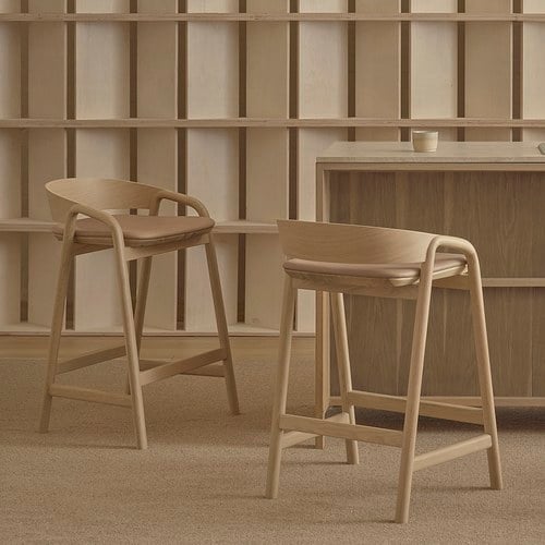 丹麥 Tolv Inlay圓柔扶手中島椅 (皮革/深焦糖)