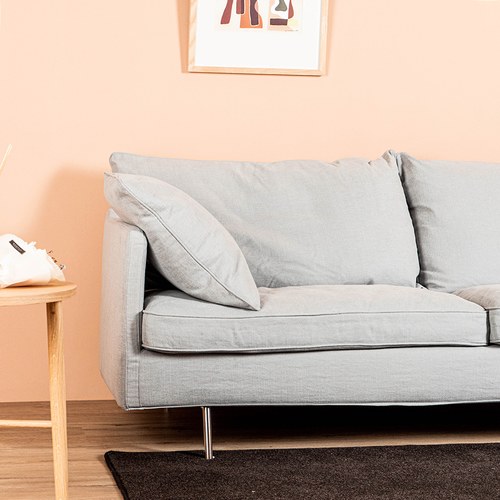 波蘭Sits Julia俐落金屬腳三人沙發 (亮灰)