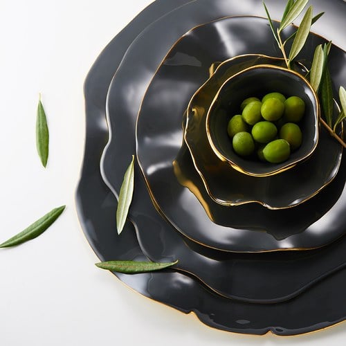 美國NimaOberoi 舞動皺褶餐盤 (黑灰、直徑35.5公分)