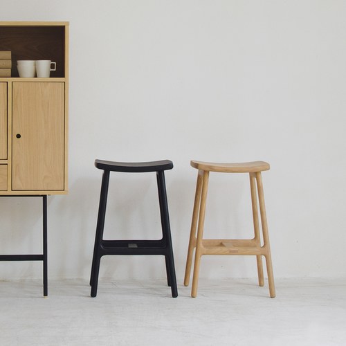 丹麥Tolv Odd 微波浪吧台椅 (橡木)