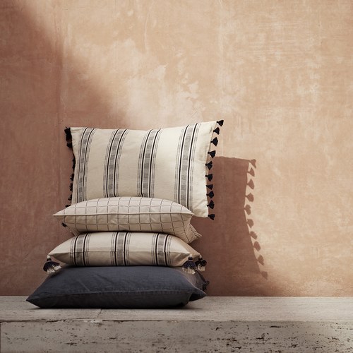 丹麥tineKhome 流蘇線條方形棉質靠枕 (洋藍、長50公分)