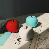 德國BULL＆STEIN 鮮紅色陶瓷釉光蘋果雕塑 (室內、直徑5.5公分)