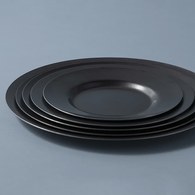 日本Aoyoshi 燭光之夜圓形深盤 (黑、16.5公分)