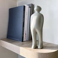 比利時Gardeco藝術擺飾 經典觀賞者 (雲灰、高23公分)