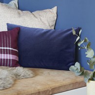 丹麥Hubsch 藏藍純色長型靠枕