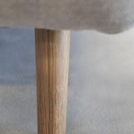 丹麥Tolv 柔軟線條布面2.5人沙發 (米灰)