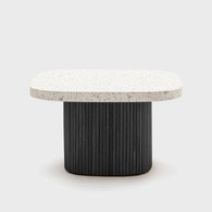 丹麥Tolv 京都園水磨石茶几 (白/黑)