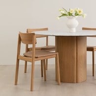 丹麥Tolv Poise典藏實木可堆疊單椅(橡木/皮革椅墊)