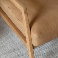 丹麥Tolv 斜背皮革休閒椅 (焦糖)