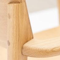 丹麥Tolv Poise典藏實木扶手椅(橡木)